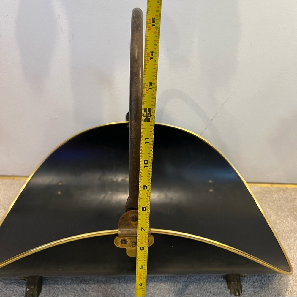 Brass and Black Lacquered Brass Log Holder - Picture 9 of 15